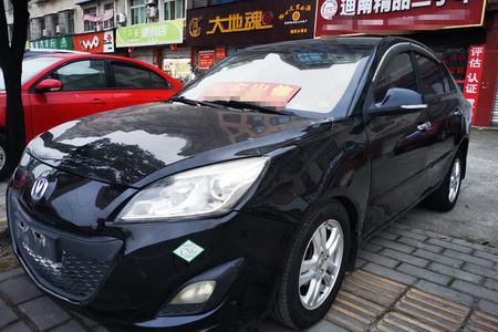绵阳二手长安悦翔V5 2012款 1.5L 手动 梦幻型