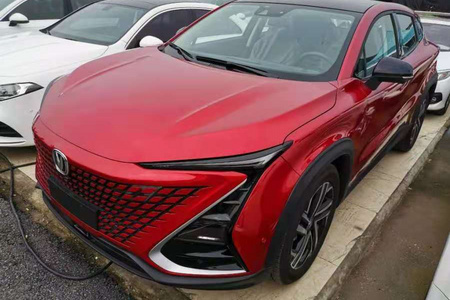 资阳二手长安UNI二手T 2020款 1.5T 双离合 豪华型