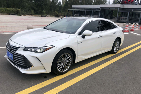 秦皇岛二手丰田亚洲龙 2019款 双擎 2.5L E二手CVT XLE尊贵版 国VI