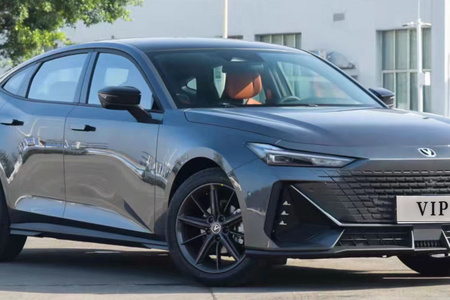 大理二手长安UNI二手V 2022款 1.5T 双离合卓越型