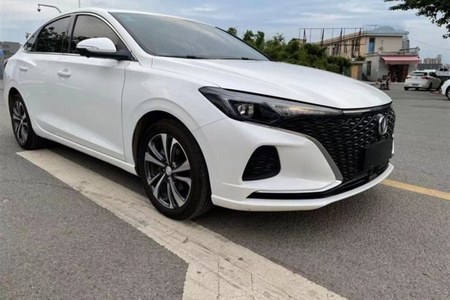 崇左二手长安逸动 2020款 PLUS 蓝鲸NE 1.4T GDI 双离合 尊贵型