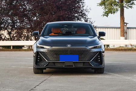 荆州二手长安UNI二手V 2022款 1.5T 双离合卓越型