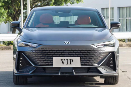 大理二手长安UNI二手V 2022款 1.5T 双离合卓越型