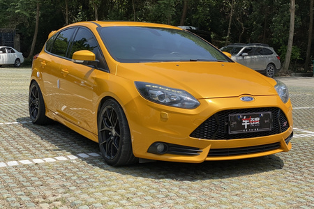 珠海二手福特福克斯 2015款 ST 2.0T 手动 热血橙版