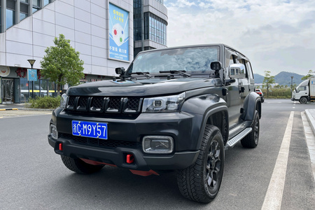 阿勒泰二手北京BJ40 2021款 刀锋英雄版 2.3T 自动四驱至尊版 汽油