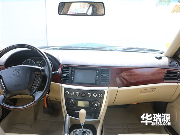 车身圆润，线条秀美的中华骏捷，仅需1.25万