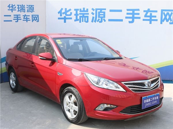 长安 逸动 2014款    3.6万的代步车