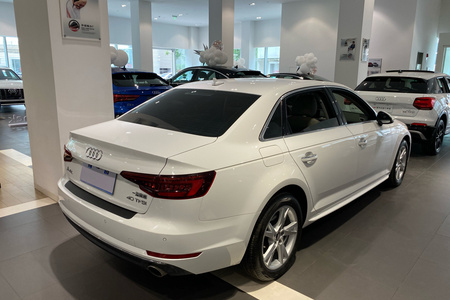西双版纳二手奥迪A4L 2018款 30周年版 40 TFSI 进取版