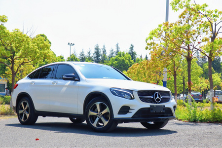 丽江二手奔驰GLC轿跑 2018款 GLC 200 4MATIC 轿跑SUV