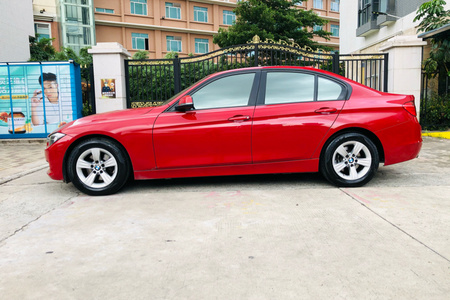 广州二手宝马3系 2013款 320i 2.0T 手自一体 进取型
